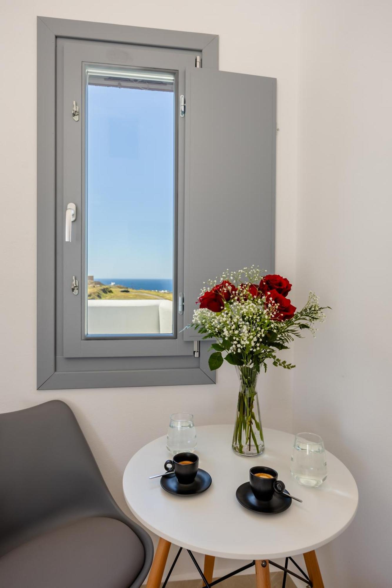 Nastram Suites Oia المظهر الخارجي الصورة