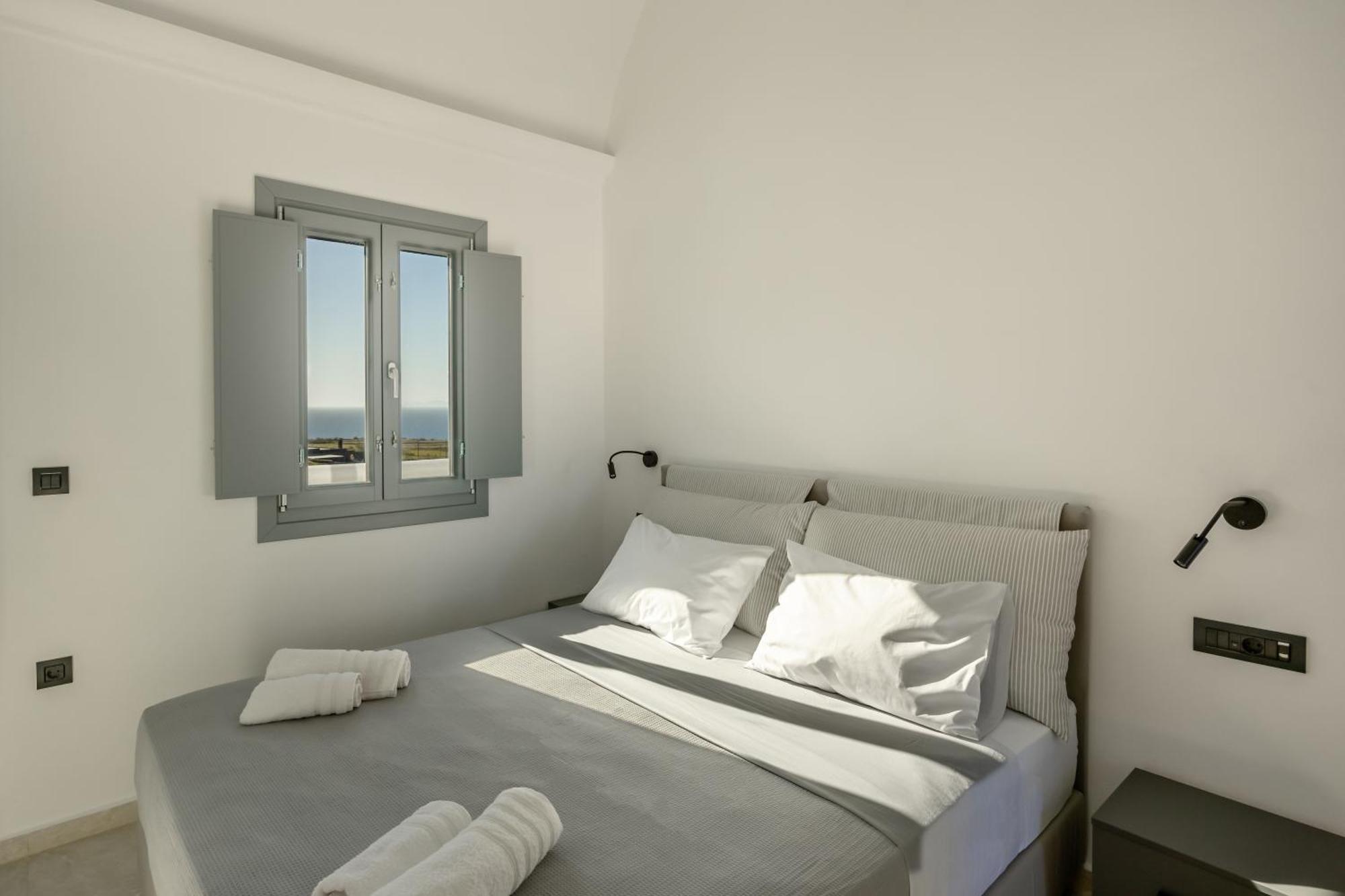 Nastram Suites Oia المظهر الخارجي الصورة