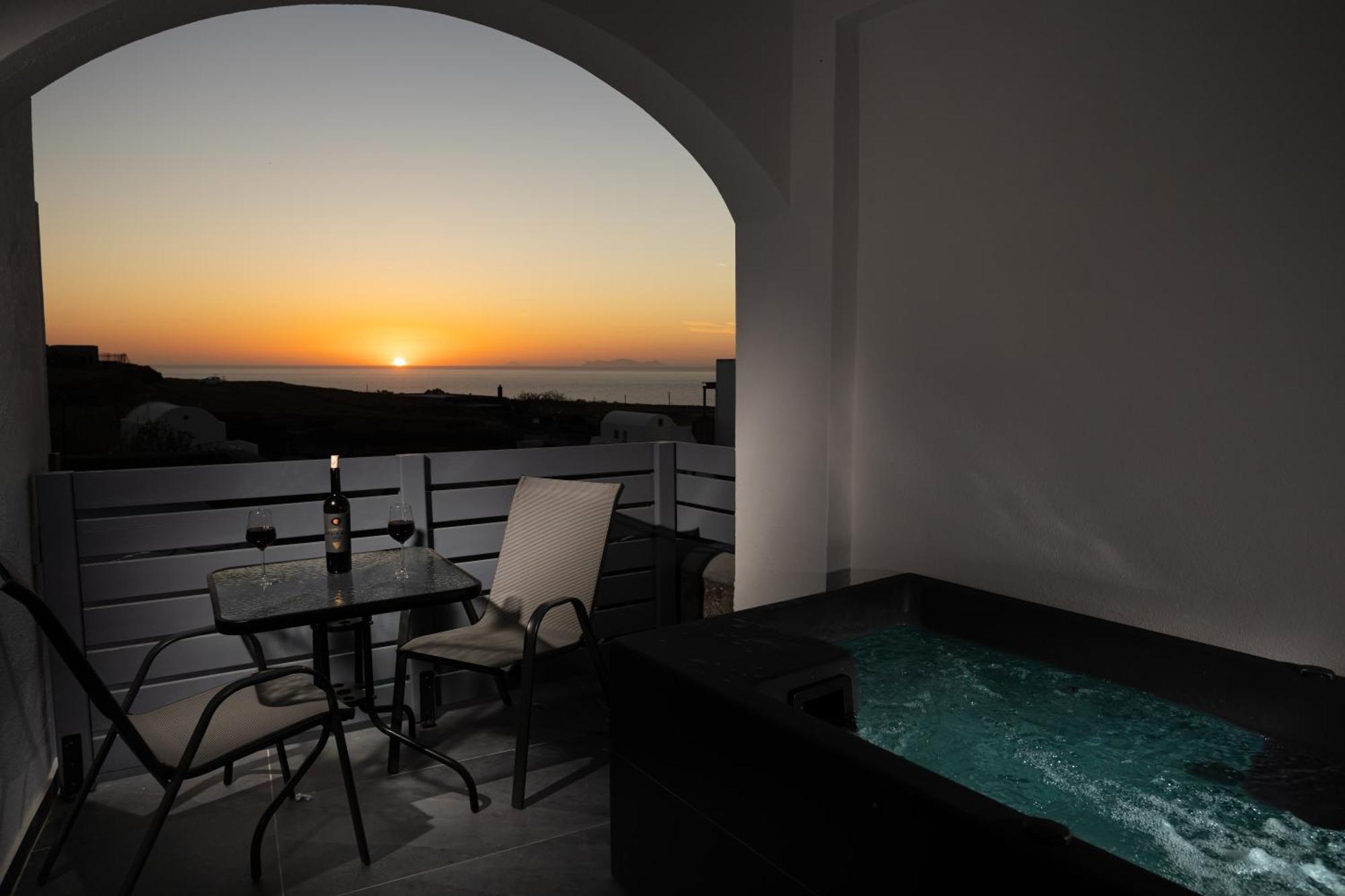 Nastram Suites Oia المظهر الخارجي الصورة