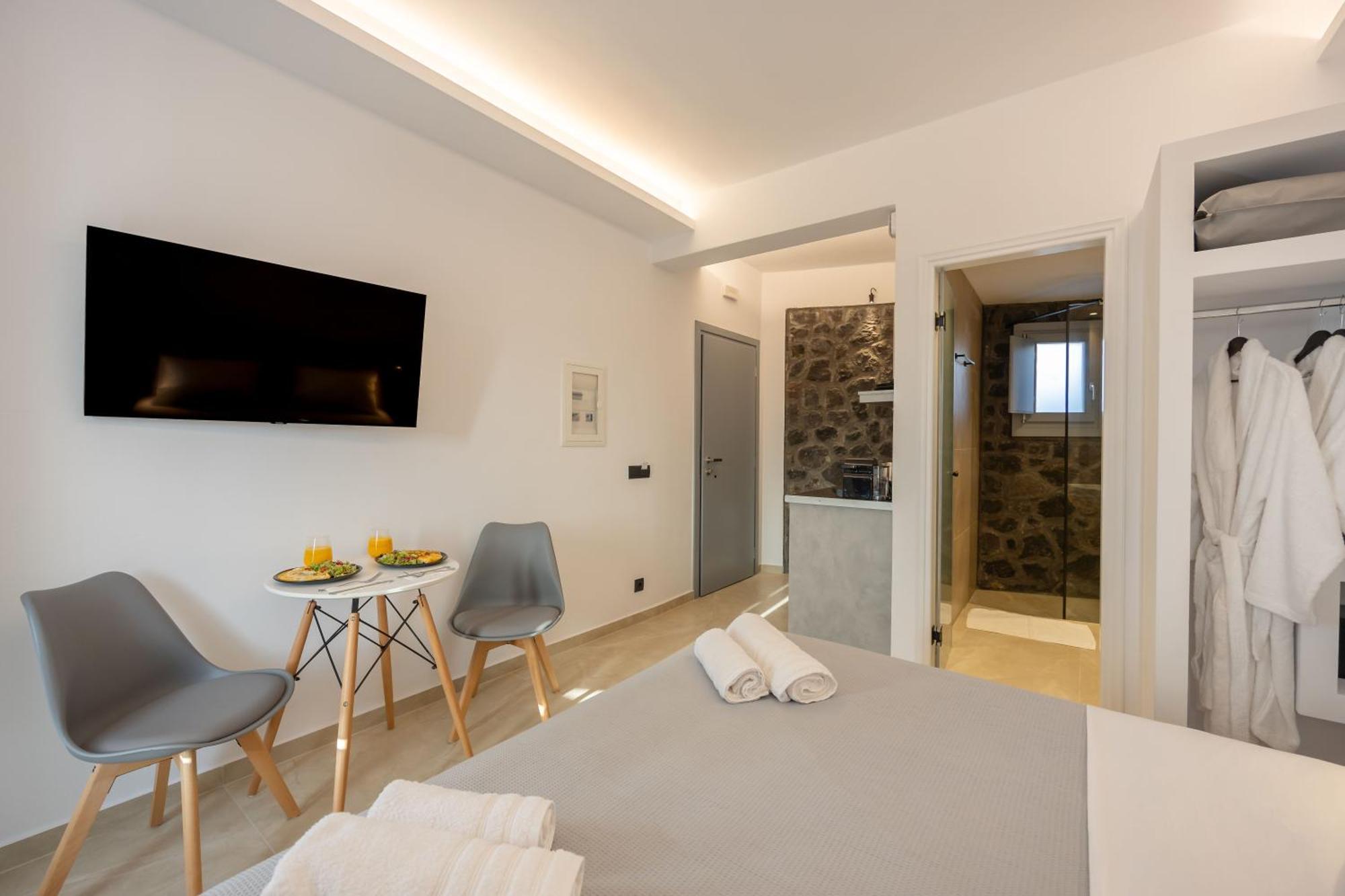 Nastram Suites Oia الغرفة الصورة
